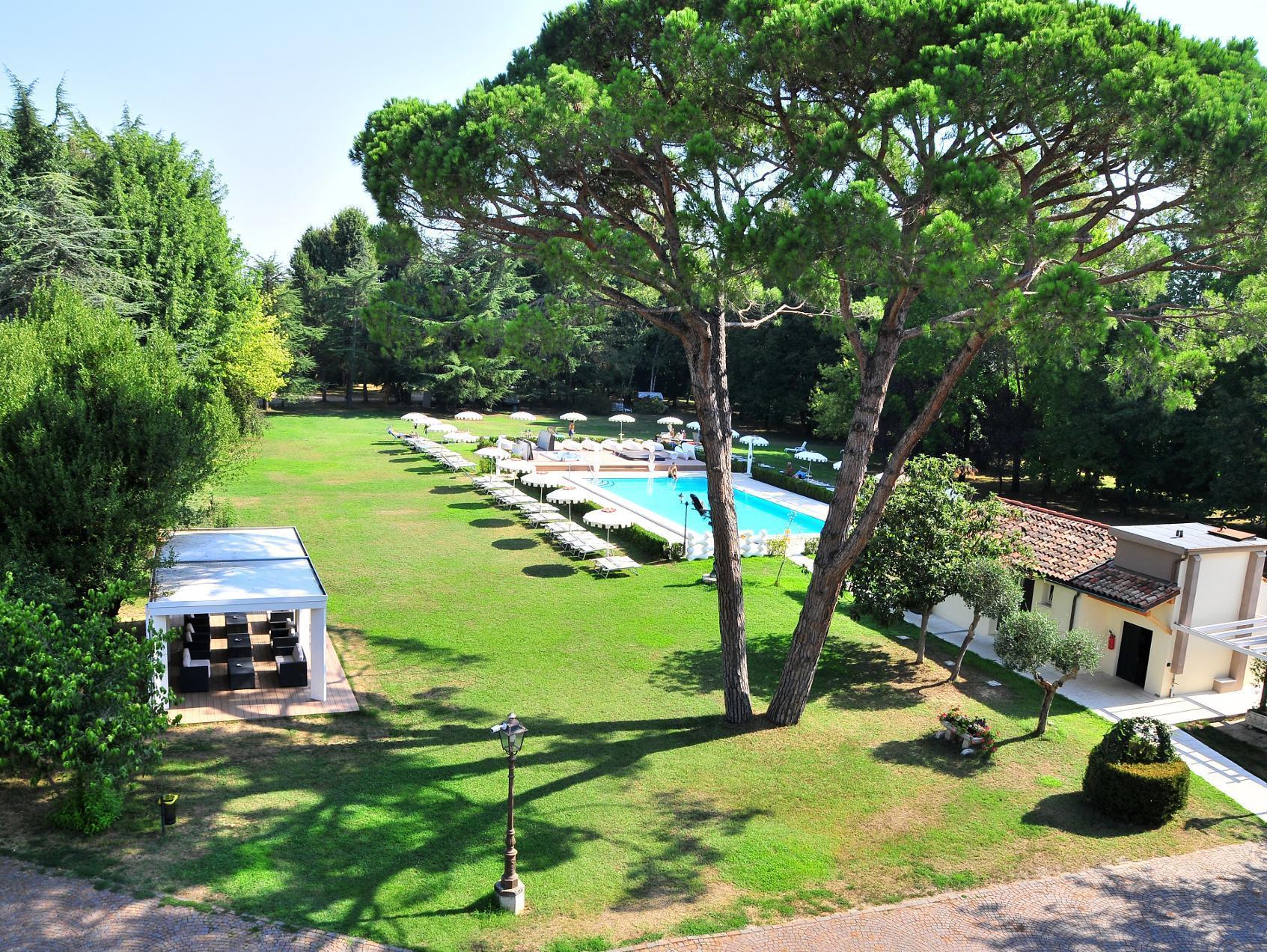 Park Hotel Villa Giustinian Mirano Exterior photo